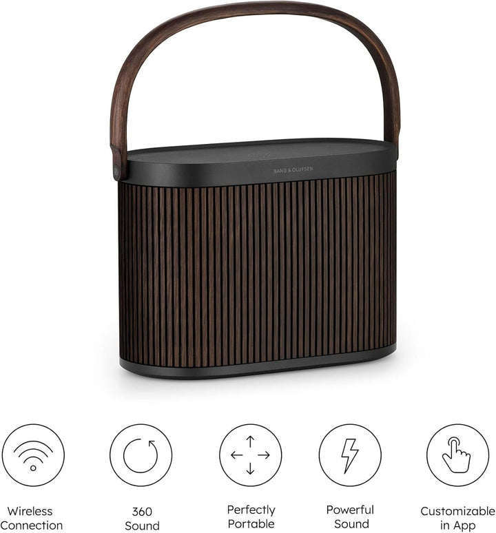 Bang & Olufsen Beosound A5 - Difuzor portabil Bluetooth 360 ° portabil și pentru acasă, cu cablu USB-C și placă de încărcare wireless Qi integrată - stejar închis