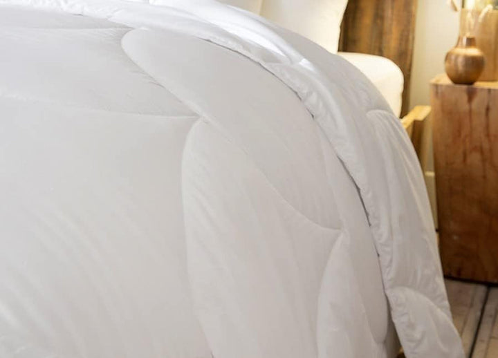 15000000534 Douceur Infinie Quilt, ușor, poliester, alb, alb, 240 X 260 cm Plapumi si pilote Naty Shop