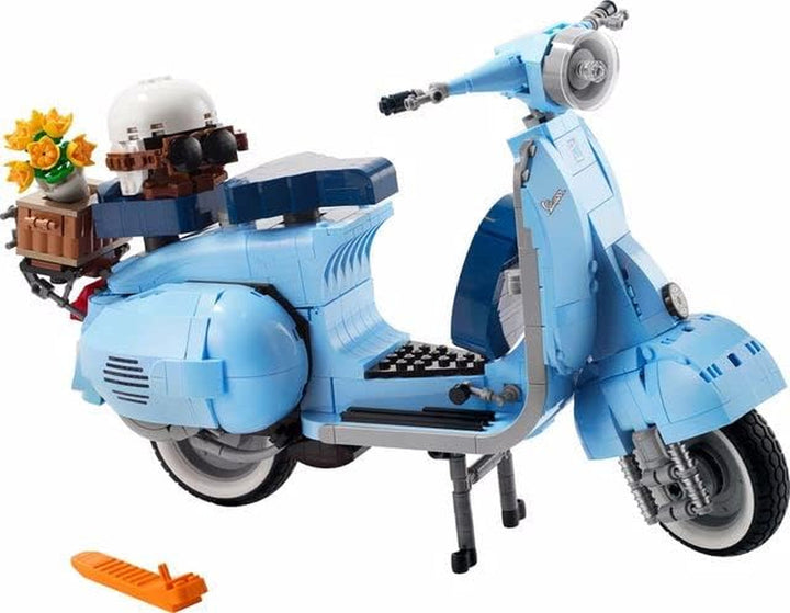 LEGO Icons Vespa 125, Model de motocicletă de construit, Scuter de epocă din Italia, Kit model pentru adulți, Piesă de afișare ca decor pentru cameră, Cadouri pentru femei și bărbați 10298