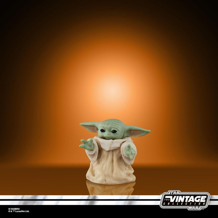 Star Wars Colecția Vintage Grogu, Figura de acțiune Mandalorian (Scară 9.5 Cm)