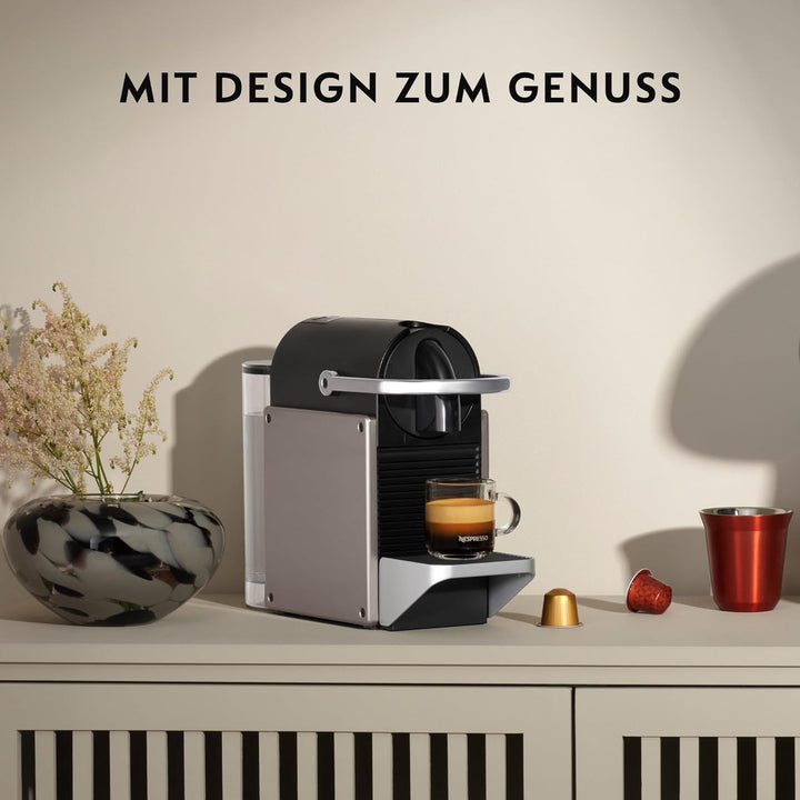 Aparat de cafea cu capsule Krups Nespresso Pixie Redesign, 1260 W, Rezervor de apă de 0,7 litri, Espresso sau Lungo, Economizor de energie, Capsule reciclabile, Set de bun venit inclus, Titan, XN306T10