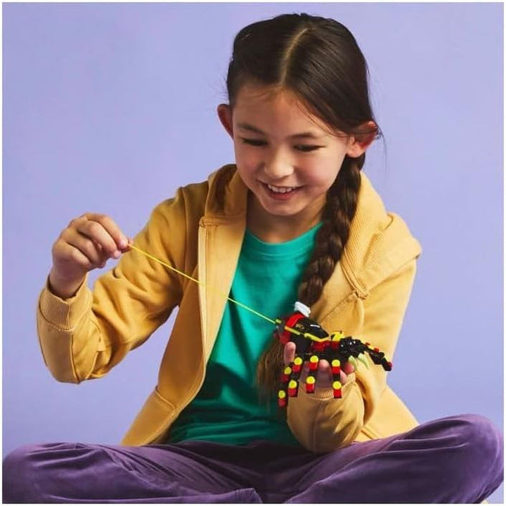 LEGO Creator 3In1 Animale sălbatice: Păianjen surpriză - jucărie de reconstruit într-o figură de scorpion sau șarpe - set de construcție cu 3 modele - cadou pentru băieți și fete de la 7 ani 31159