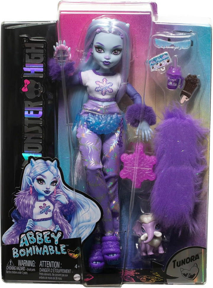 Monster High Abbey Bominable Yeti cu animal de companie Mammoth și accesorii - aspect Spook-tastic Snowflake pentru copii 4+, HNF64