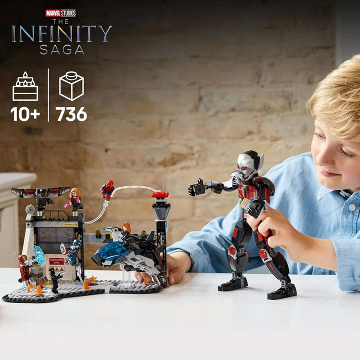 LEGO Marvel Captain America: Civil War Action Duel - Set de joacă pentru supereroi cu 8 minifigurine - Set de construcție și joacă cu avion de jucărie - Cadou pentru băieți și fete 76314