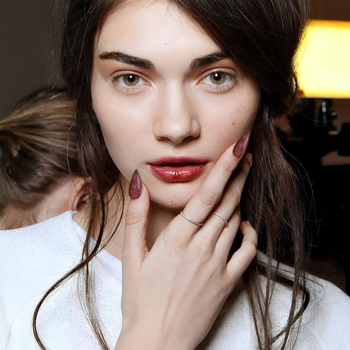 7 Blätter 3D Alphabets Nagelsticker Nagelfolie Selbstklebend Buchstaben Aufkleber Nägel Zubehör Nagelaufkleber Klebebuchstaben Aufkleber Selbst Gestalten Letter Letters Nail Art Stickers