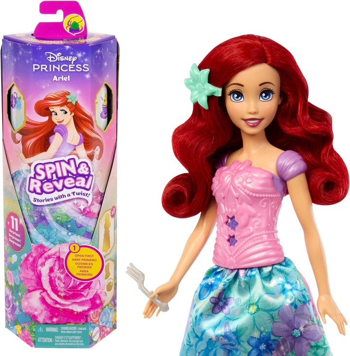 Mattel Disney The Ice Queen Elsa Fashion Doll Set, Spin & Reveal cu 11 surprize, inclusiv 5 accesorii, 5 autocolante și o scenă pentru joacă, inspirat de filmul Disney, HTG25