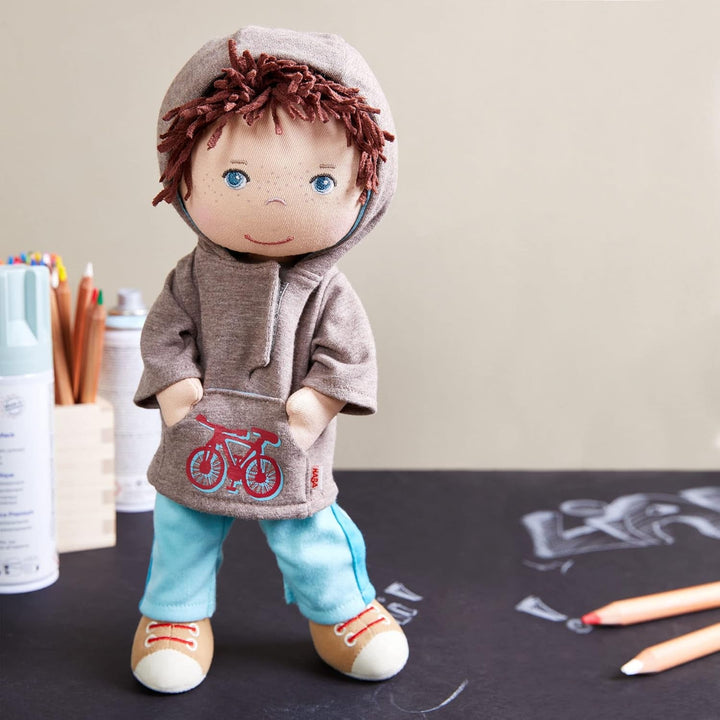 HABA 306528 - Păpușă Lian - Păpușă de pluș pentru copii de la 18 luni pentru joacă și îmbrățișare din materiale moi - Dimensiune: 30 cm