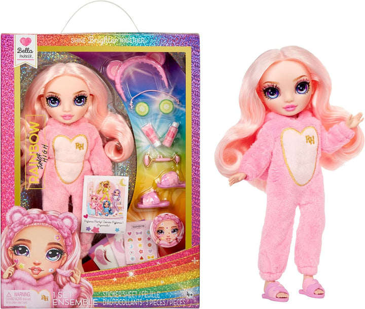Rainbow High Junior High PJ Party - Sunny (galben) - păpușă de 22 cm cu salopetă moale, papuci și accesorii de joacă - jucărie pentru copii - ideală pentru 4-12 ani