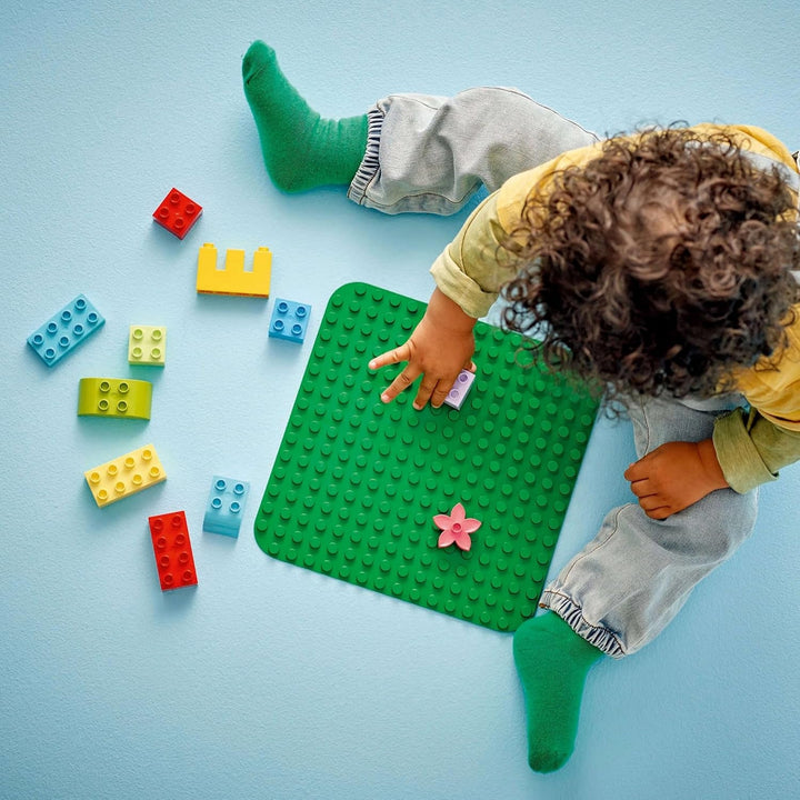 Placă de construcție LEGO DUPLO în verde, Jucărie de construcție pentru copii mici de la 18 luni, Pentru afișarea modelelor, Permite preșcolarilor să construiască creativ și să se joace imaginativ, Jucărie educațională 10460