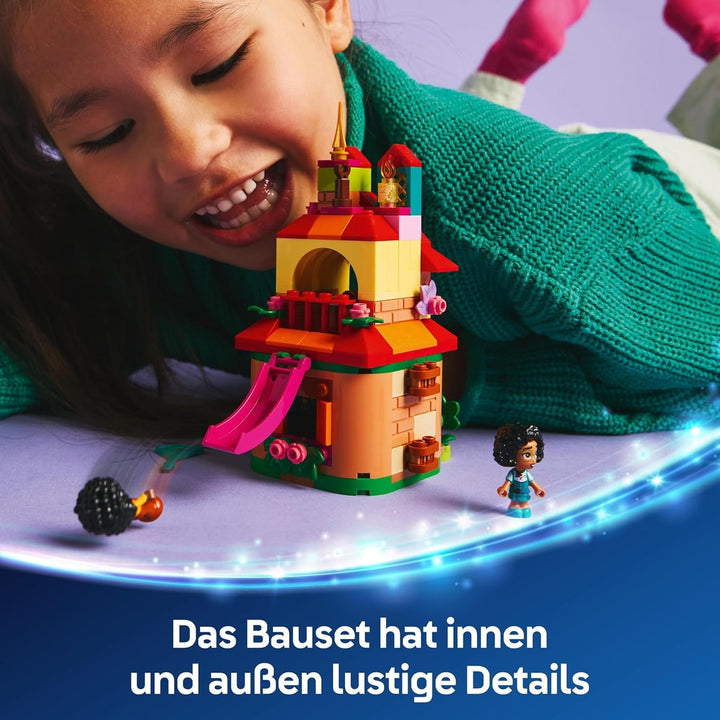 LEGO Ç€ Disney Encanto Mini House, jucărie de construcție pentru fete de la 5 ani, jucărie de fantezie și set de construcție cu Mirabel și Antonio Mini Dolls, o figură Capybara și cheie 43261