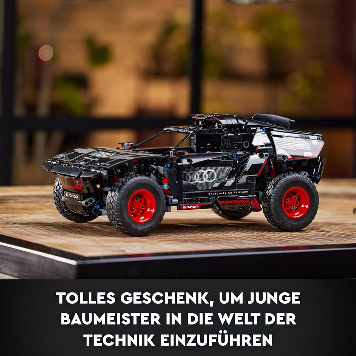LEGO 42160 Technic Audi RS Q E-Tron, mașină de raliu controlată de la distanță, Dakar rally off-road car, RC controlat prin aplicație cu Control +, cadou pentru băieți, fete și fani de la 10 ani pentru a construi