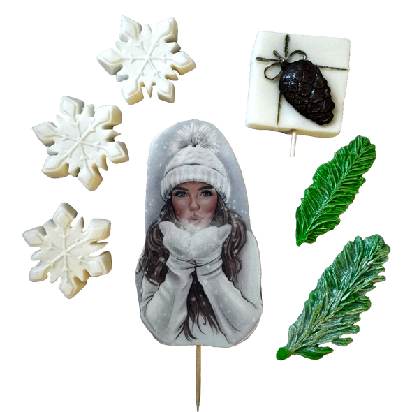 Lot de 7 décorations comestibles en pâte à sucre, Belle Dame, chapeau blanc