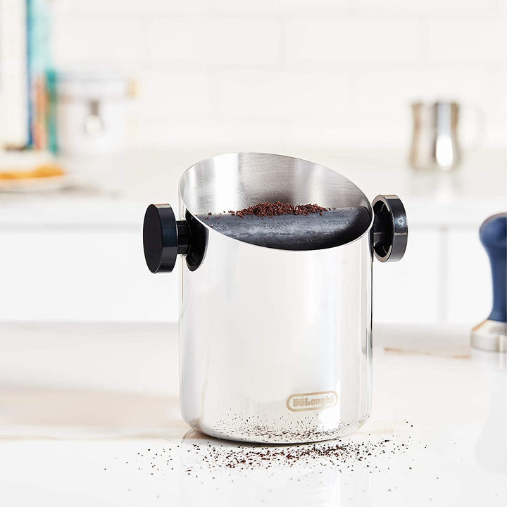 De'Longhi DLSC059 Recipient Knock-off pentru portafilter espresso, Recipient pentru zaț de cafea, Accesoriu pentru mașini de cafea și barista de acasă, Recipient Knock-off din oțel inoxidabil