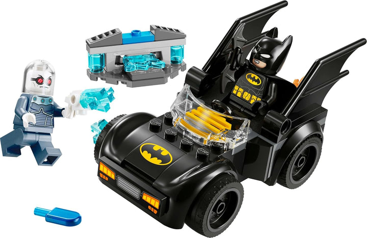 LEGO DC Batman: Batman & Batmobil Vs. Mr. Freeze - Jucărie cu mașină de supereroi cu 2 minifigurine - Tragător de gheață cu elemente pentru foc - Cadou pentru băieți și fete de la 4 ani 76301