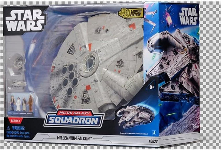 Star Wars Micro Galaxy Squadron SWJ0332 - Millennium Falcon, vehicul oficial de 22,5 cm cu lumini, sunet și figurine