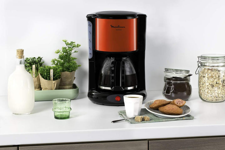 Cafetieră cu filtru Moulinex Subito, ulcior din sticlă, 10-15 cești, capacitate 1,25 litri, funcție de oprire automată, filtru detașabil, indicator nivel apă, oțel inoxidabil, roșu/negru, FG360D