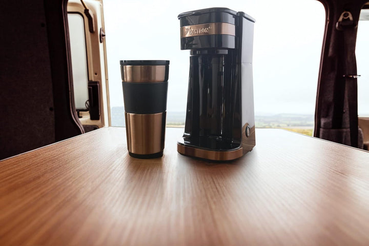 Aparat de cafea Bestron cu cană izolată, aparat de cafea de camping pentru cafea filtrată măcinată, aparat de cafea mic pentru 2 cești mari, 750 wați, culoare: cupru