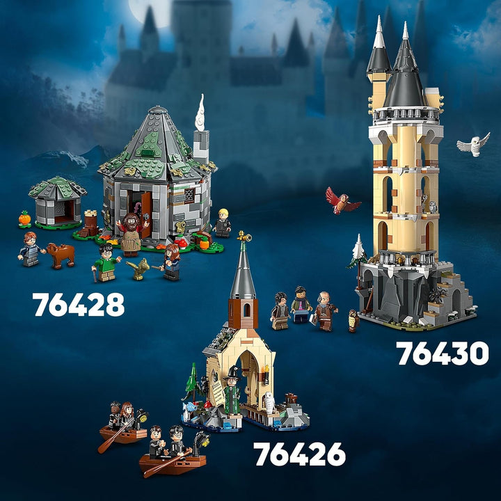 LEGO Harry Potter Hogwarts Castle Boathouse Model de jucărie pentru copii, include 2 bărci construibile și 5 mini figurine, cadou pentru fete, băieți și toți fanii de la 8 ani 76426