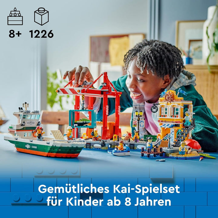 Portul LEGO City cu navă de marfă, jucărie de construit pentru băieți și fete de la 8 ani, idee de cadou pentru copii, macara pentru containere, navă de jucărie și 8 minifigurine 60422
