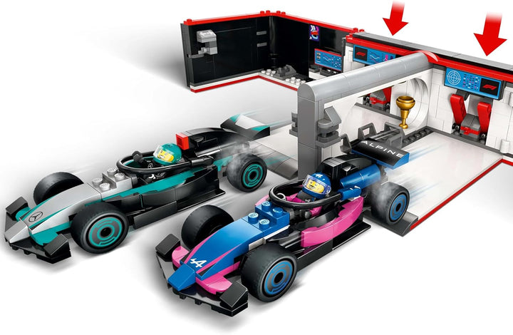 Garaj LEGO City F1 cu mașini de curse Mercedes-Amg și Alpine - Mașină de curse Formula 1 cu 2 piloți și 4 minifigurine mecanice - Cadou pentru băieți și fete 7+ și fani 60444