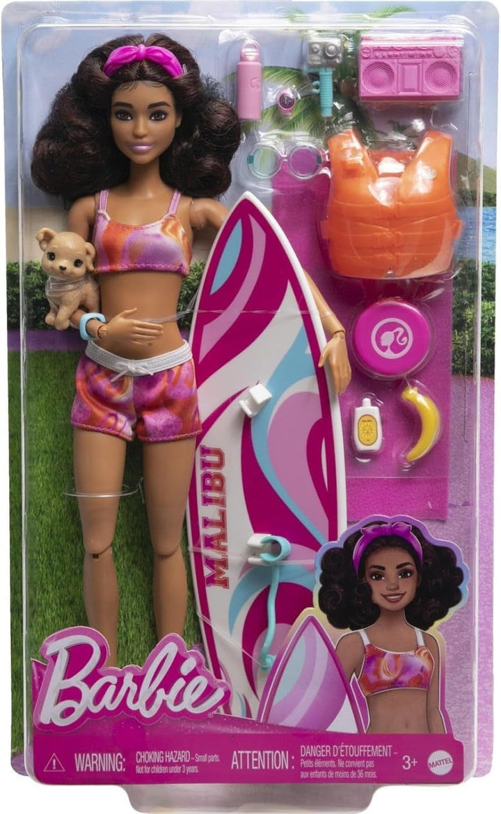 Barbie - păpușă surfer cu placă de surf și mâner, prosop și radio pentru aventuri pe plajă și povestiri, cleme și curea de gleznă pentru surfing realist, de la 3 ani, HPL69