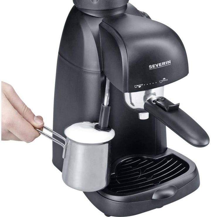 SEVERIN Espresso machine, Aparat de cafea mic pentru până la 4 cești de espresso, Aparat de cafea cu spumă de lapte pentru specialități de cafea cu lapte, Ideal pentru persoane singure, Negru, KA 5978