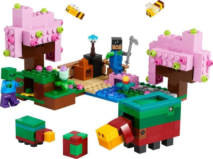 LEGO Minecraft Livada de cireși în floare, grădină de jucărie de explorat cu Sunny, Sniffer, Zombie și albine, cadou pentru gameri, pentru băieți și fete de la 8 ani 21260