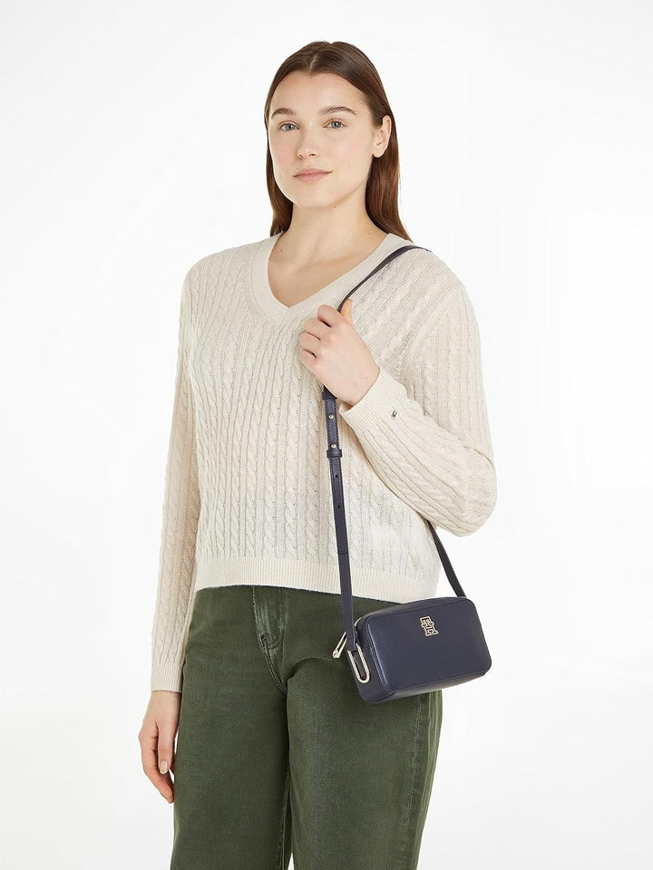 Tommy Hilfiger geantă de umăr pentru femei Timeless Camera Bag Small, Blue (Space Blue), Onesize Genti Femei Naty Shop